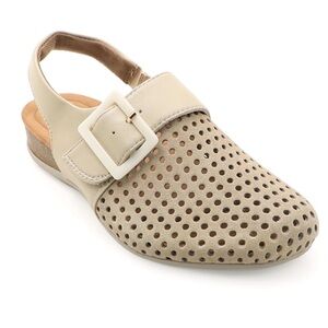 Earth Origins Clogs Strappy Closed Toe Comfort Walking Shoes Breathable Size 7.5